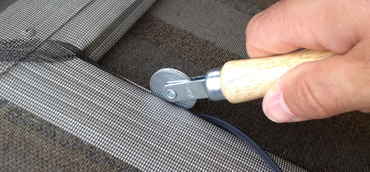 metal screen door repair in Williams